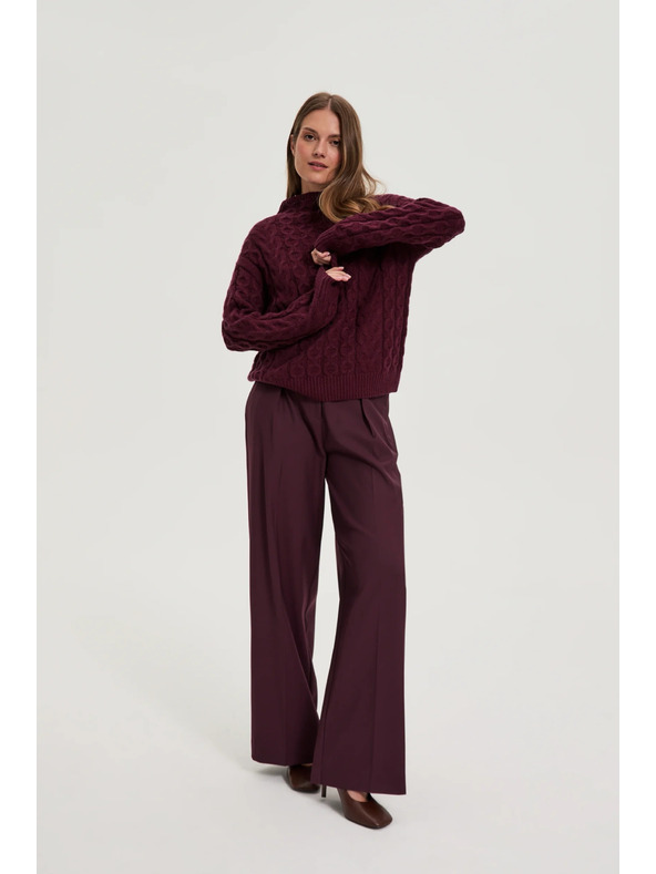 Moodo Vinsko rdeče hlače s strukturo in pasom Moodo