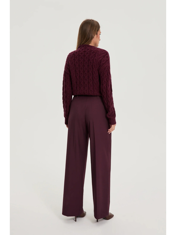 Moodo Vinsko rdeče hlače s strukturo in pasom Moodo