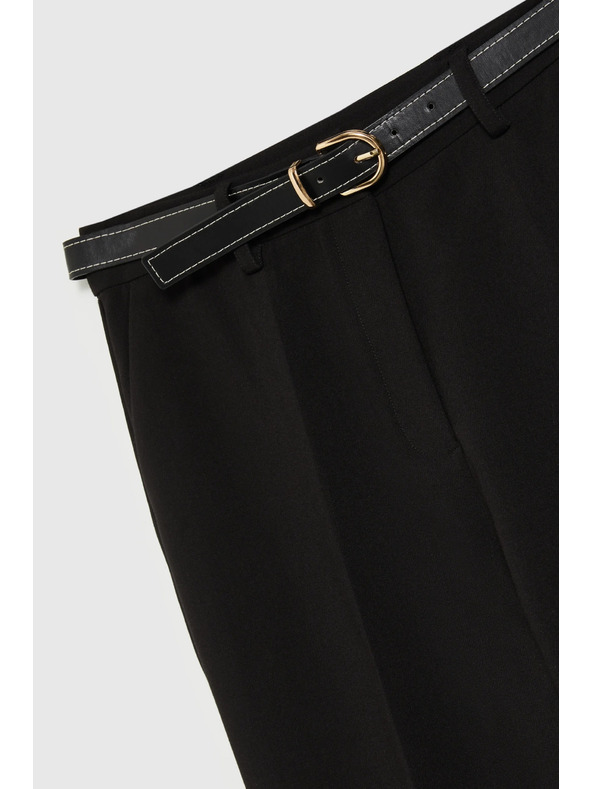 Moodo Črne hlače z pasom Moodo