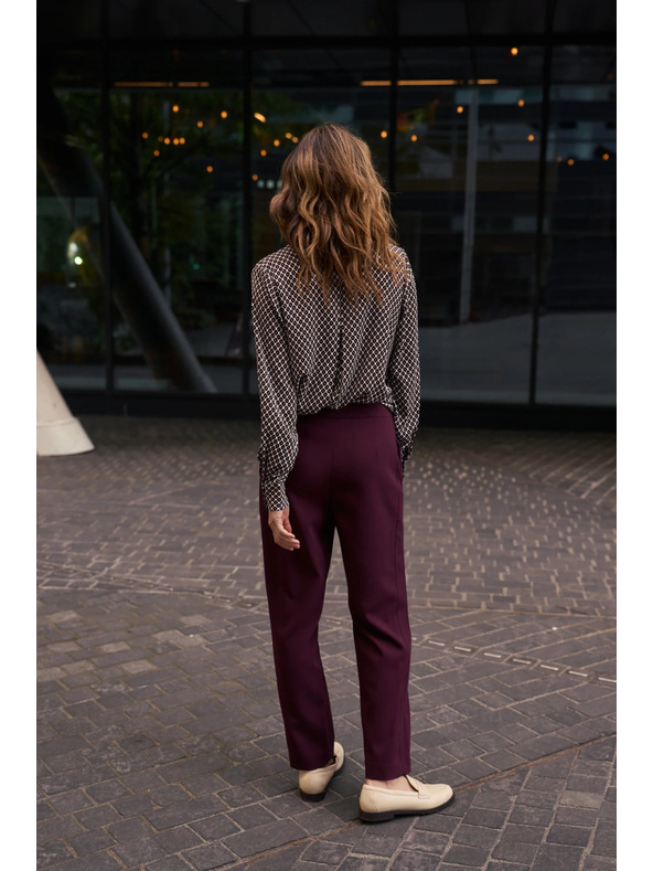 Moodo Gladke burgundske hlače Moodo