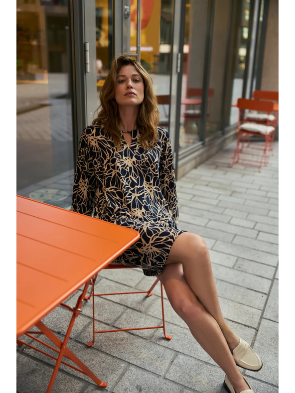 Moodo Temno modre cvetlične obleke Moodo