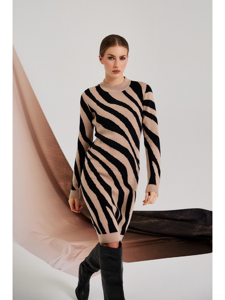 Moodo Oprijete bež obleke Moodo