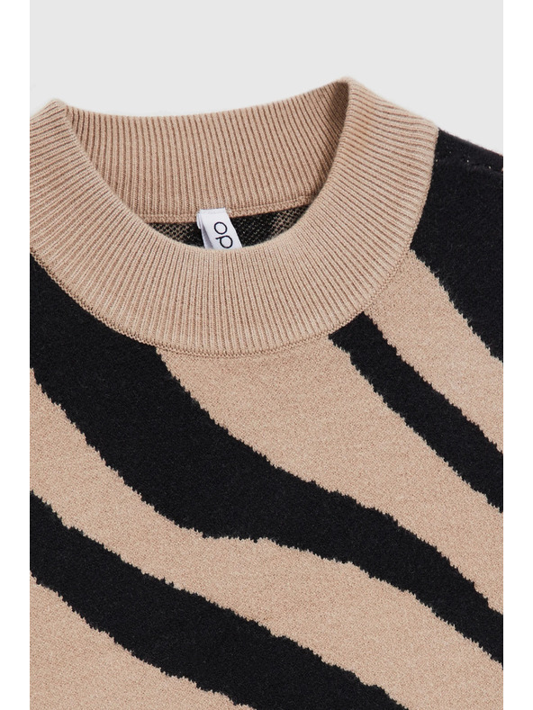 Moodo Oprijete bež obleke Moodo