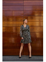 Moodo Vzorčaste obleke z izrezom črne Moodo