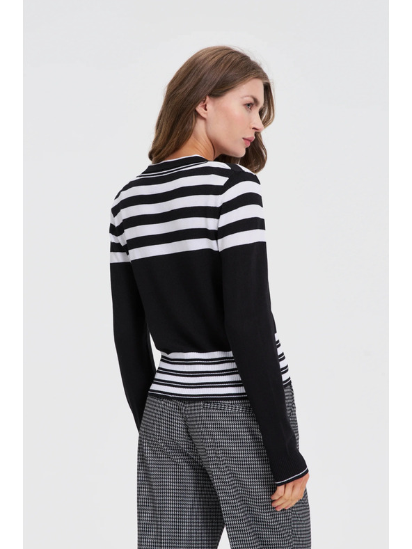 Moodo Pulover z okrasnimi gumbi črn Moodo