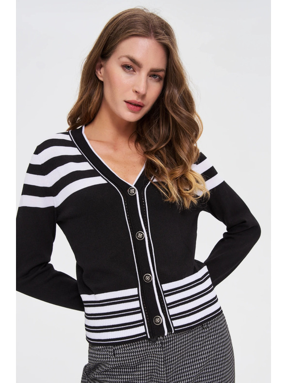 Moodo Pulover z okrasnimi gumbi črn Moodo