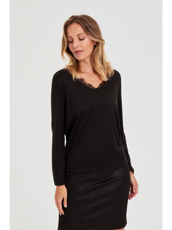 Moodo Pulover z čipkastim izrezom črn Moodo