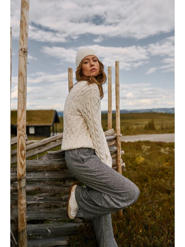 Moodo Béžasti pulover z okrasnim pletenim vzorcem Moodo