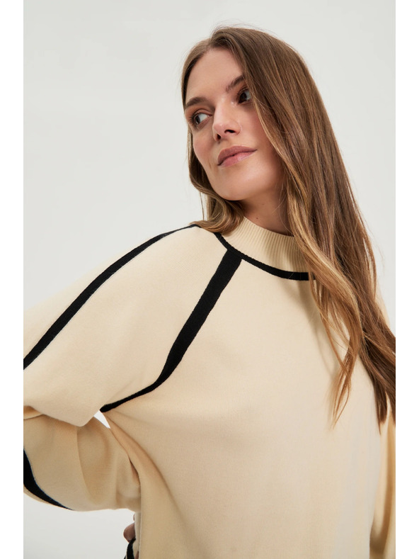 Moodo Béžasti pulover s pol ovratnikom Moodo