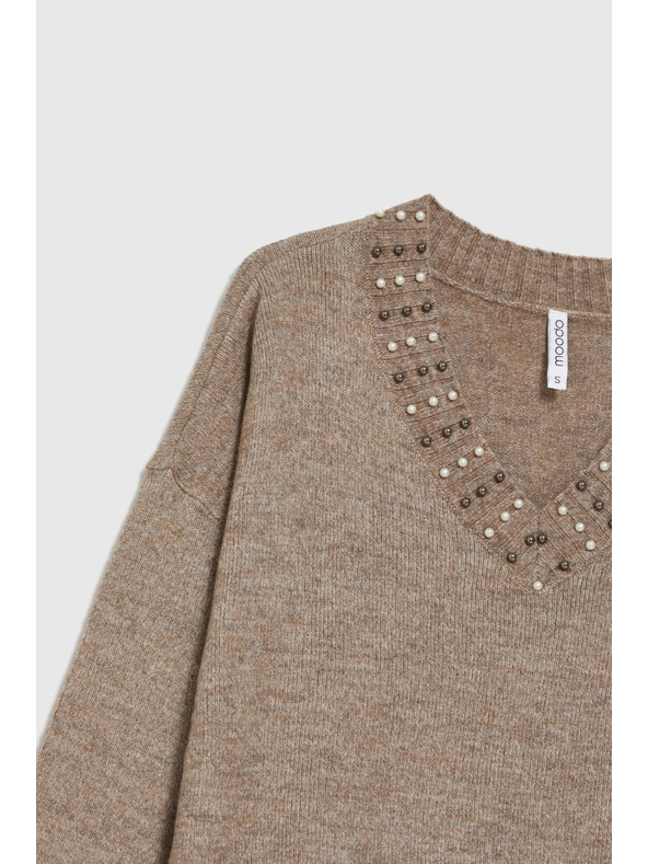 Moodo Rjav pulover z okrasnim izrezom Moodo