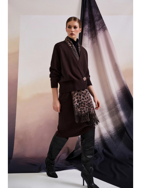 Moodo Rjav kardigan z okrasnim gumbom Moodo