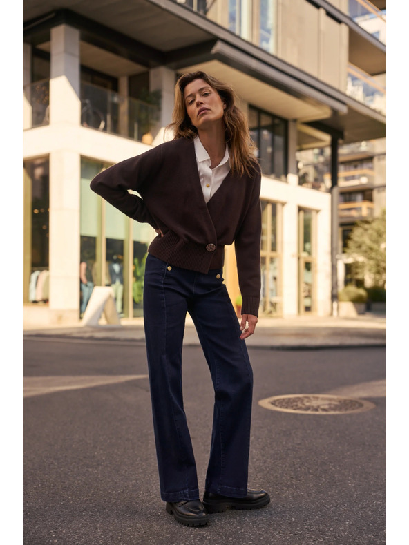 Moodo Rjav kardigan z okrasnim gumbom Moodo