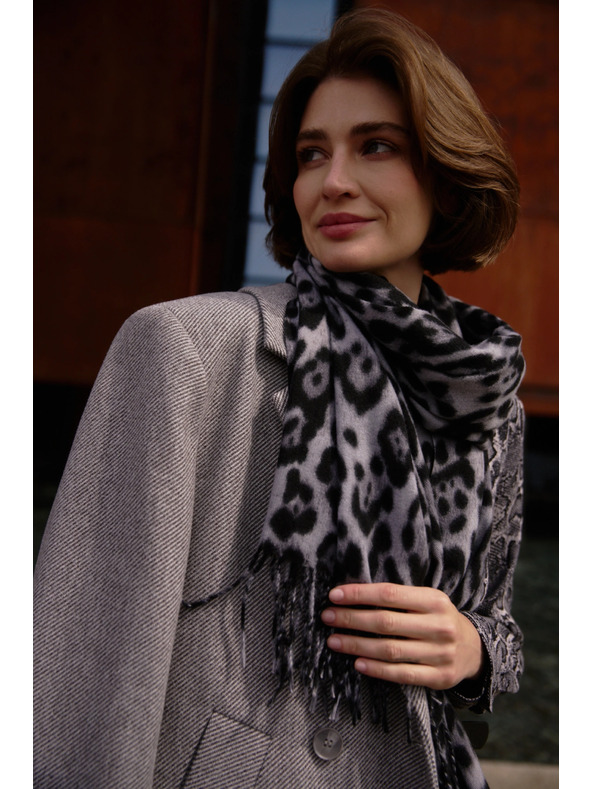 Moodo Šal v leopardjim vzoru siv Moodo