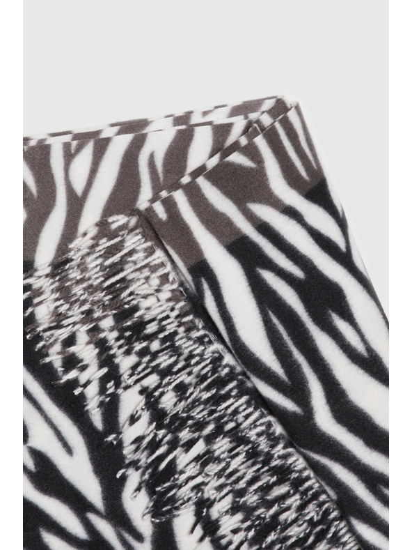 Moodo Vzorčast šal črn Moodo