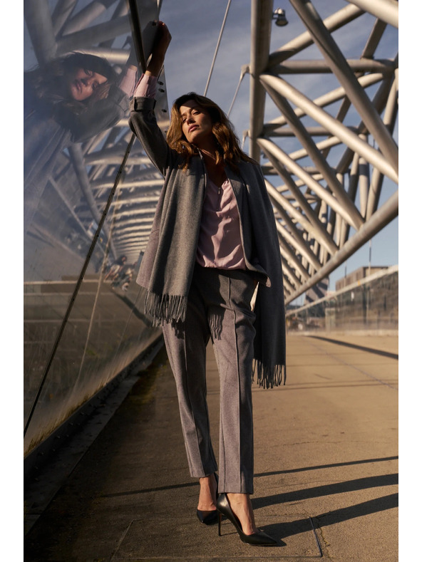 Moodo Šal s cofki siv Moodo