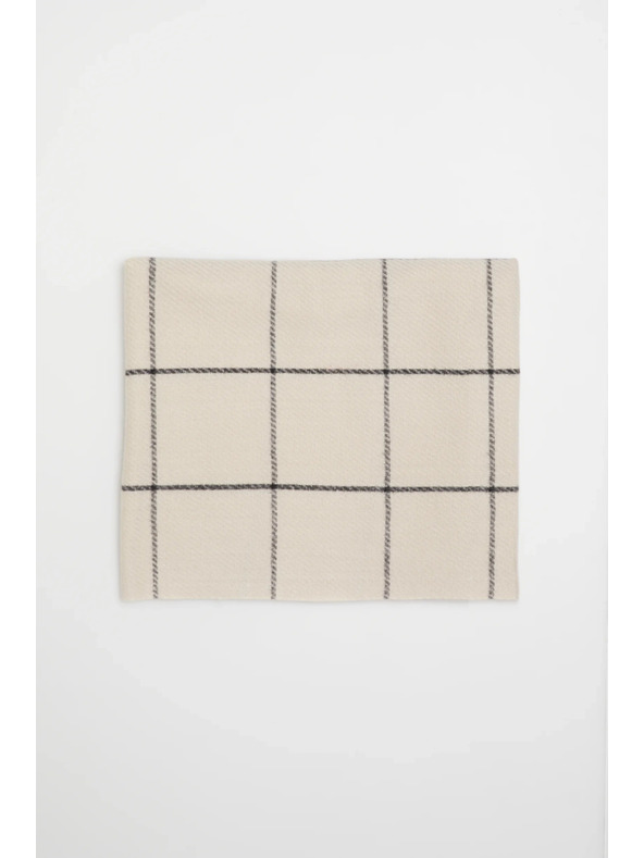 Moodo Šal v kockah s cofki bež Moodo