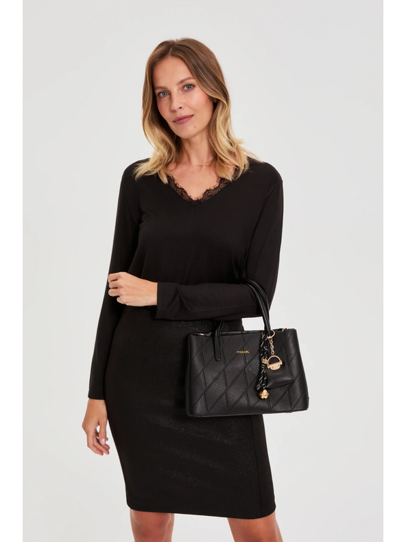 Moodo Črna torba z obeskom Moodo