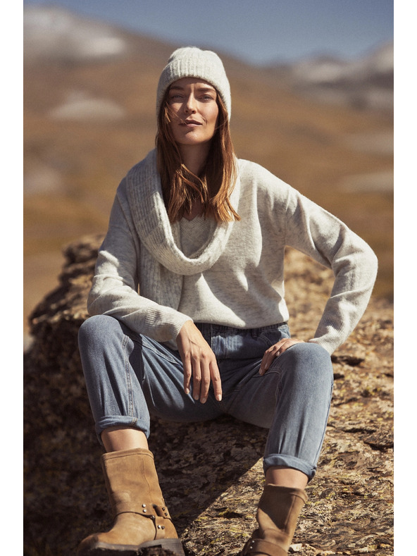 Moodo Siva kapa z volno Moodo