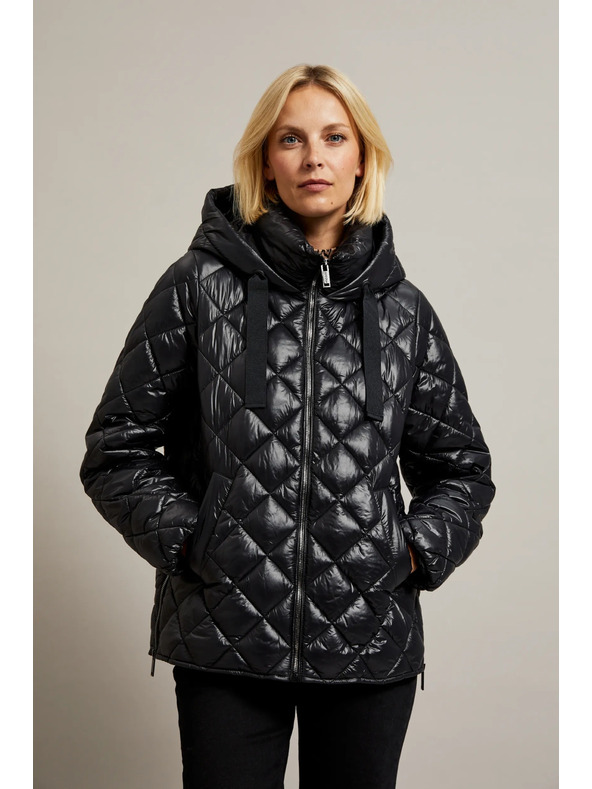 Moodo Kratka prešita jakna s kapuco črna Moodo