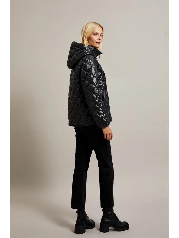 Moodo Kratka prešita jakna s kapuco črna Moodo