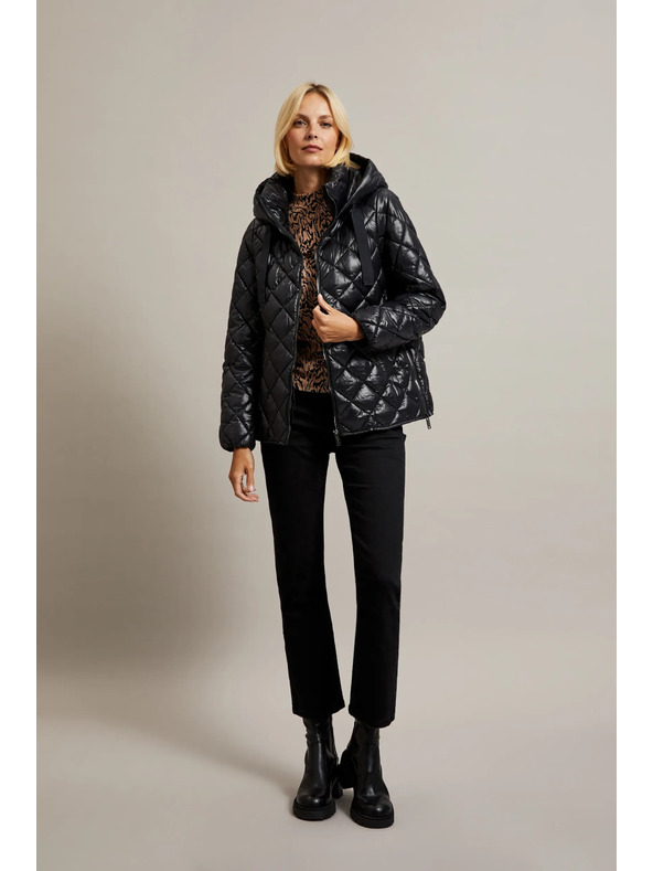 Moodo Kratka prešita jakna s kapuco črna Moodo