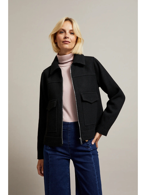 Moodo Črna jakna z velikimi žepi Moodo