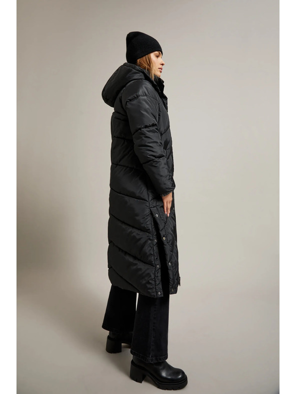 Moodo Dolga prešita jakna s kapuco črna Moodo
