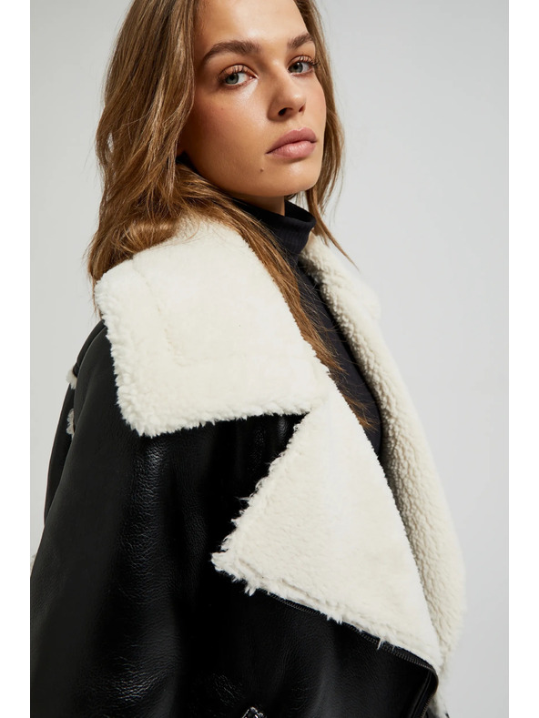 Moodo Črna jakna s krznenim ovratnikom Moodo