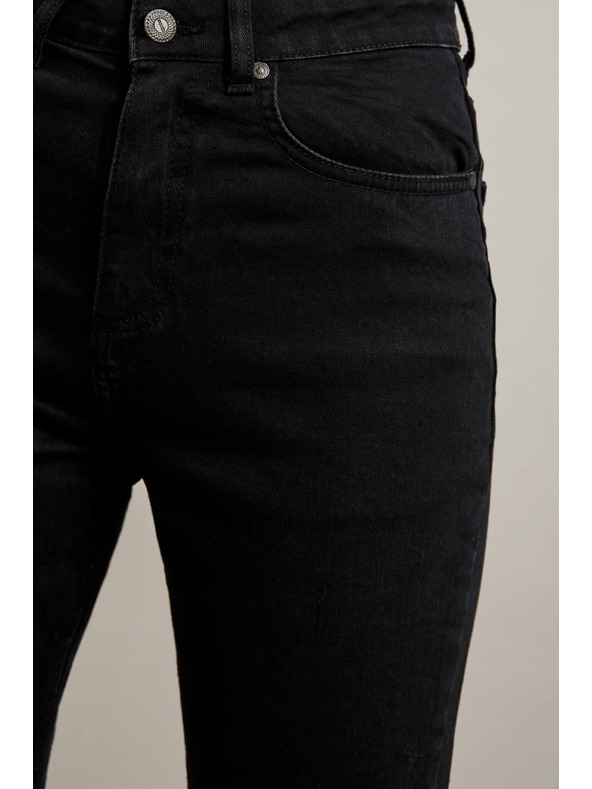 Moodo Črne kavbojke z ravnimi hlačnicami Moodo