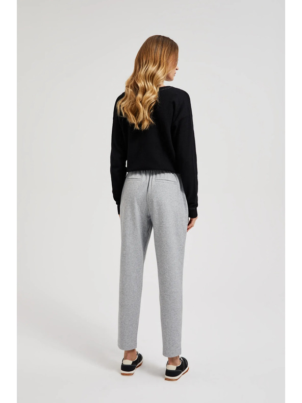Moodo Gladke hlače z ravnimi hlačnicami in gumbi sive Moodo