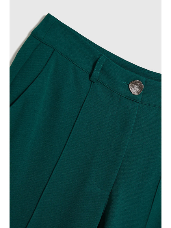 Moodo Zelene hlače z ravnimi hlačnicami v vzorcu Moodo