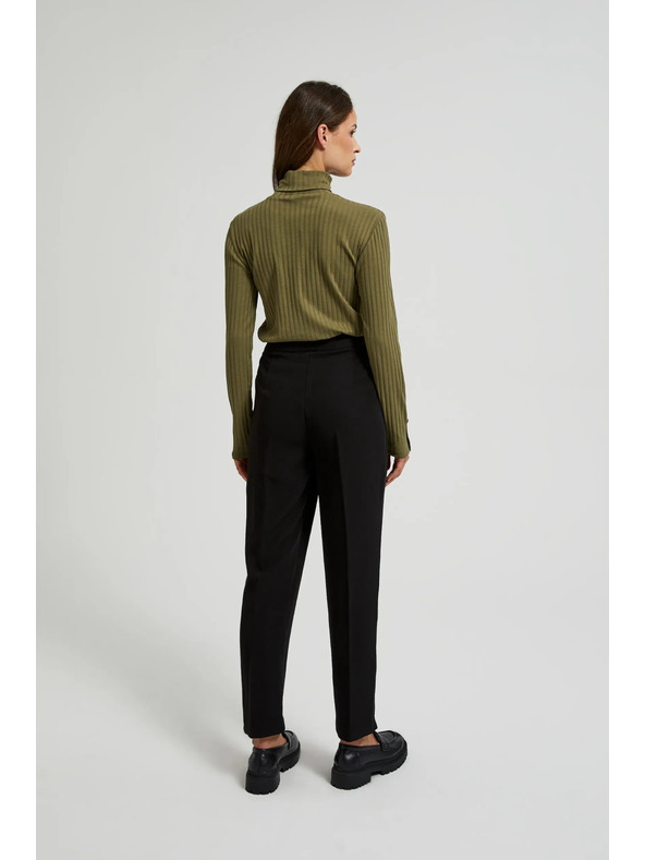 Moodo Črne hlače z okrasnimi gumbi na žepih Moodo