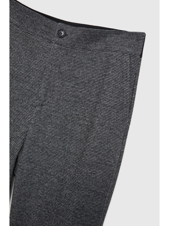 Moodo Cigaretne hlače z žepi črne Moodo