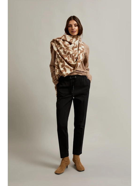 Moodo Črne hlače z ravnimi hlačnicami in pasom Moodo