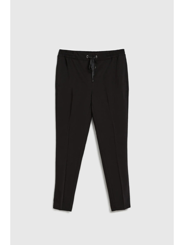 Moodo Črne hlače z ravnimi hlačnicami in pasom Moodo