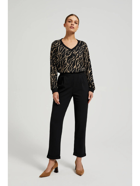 Moodo Viskozna srajca z V-izrezom črna Moodo