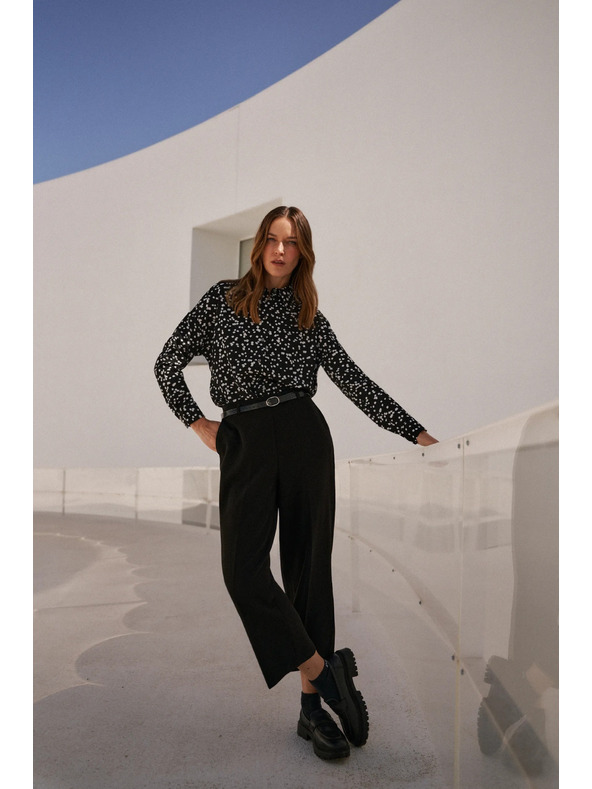 Moodo Črna srajca z vzorcem z ovratnikom Moodo