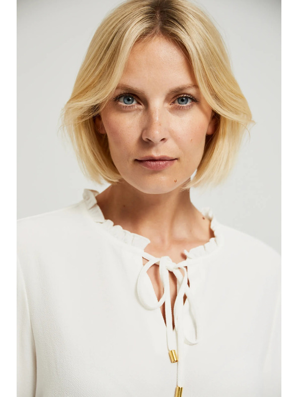 Moodo Bela bluza z zavezovanjem na izrezu in napihnjenimi rokavi Moodo