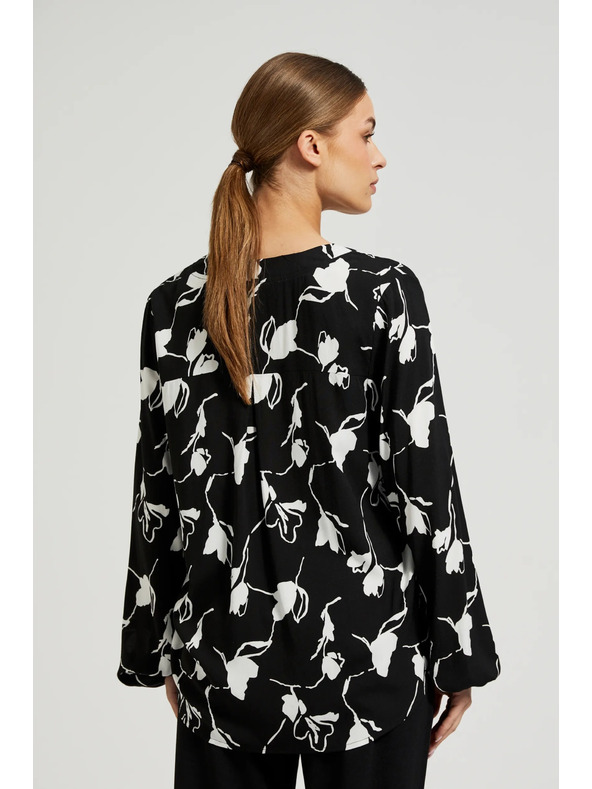 Moodo Črna srajca s cvetnim tiskom Moodo