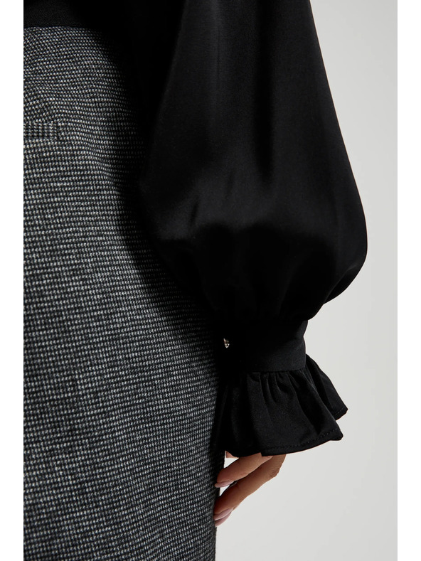 Moodo Črna srajca z nabranimi rokavi in zavezanim izrezom Moodo