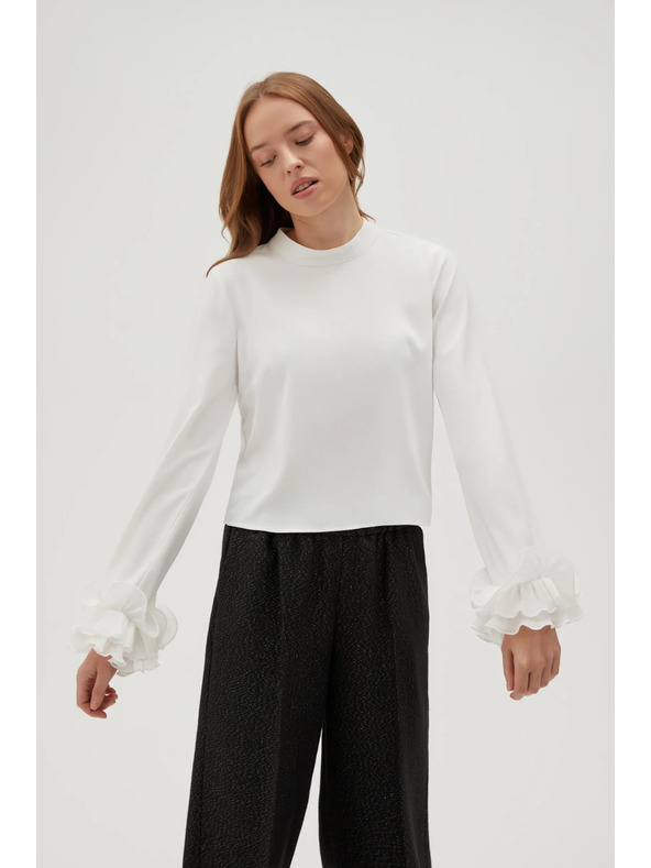 Moodo Bela srajca z volani na rokavih Moodo