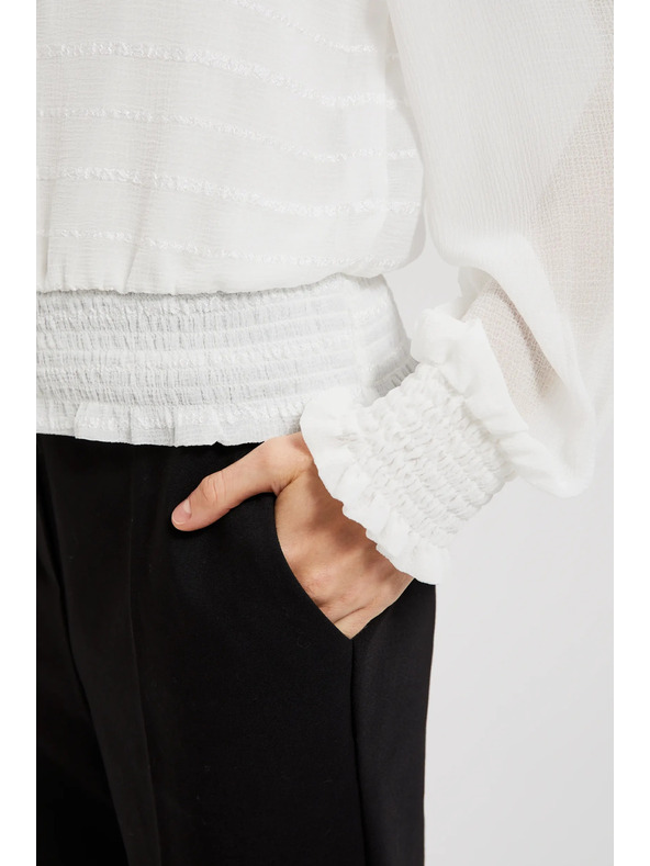 Moodo Elegantna srajca bela z nabranimi rokavi Moodo