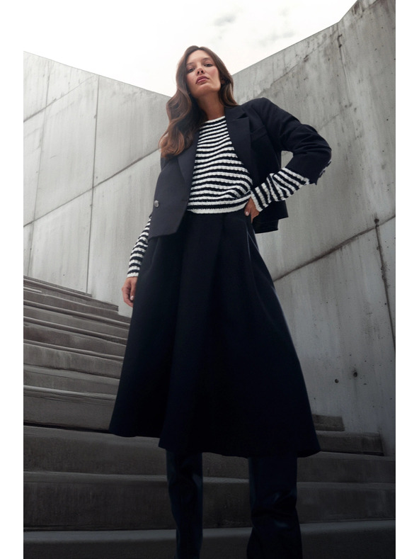 Moodo Razširjena krila črna Moodo