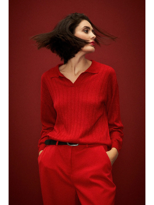 Moodo Rdeč pulover z ovratnikom in metalno nitjo Moodo