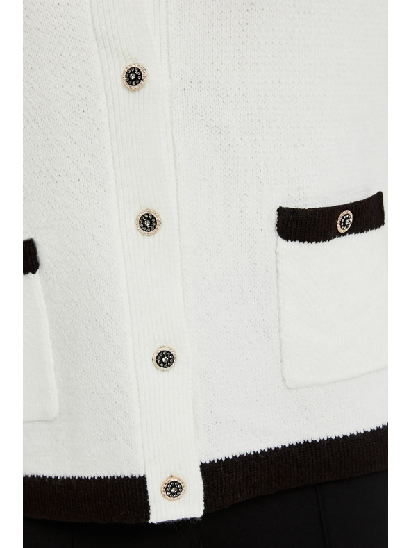 Moodo Bel razpet pulover z okrasnimi gumbi Moodo