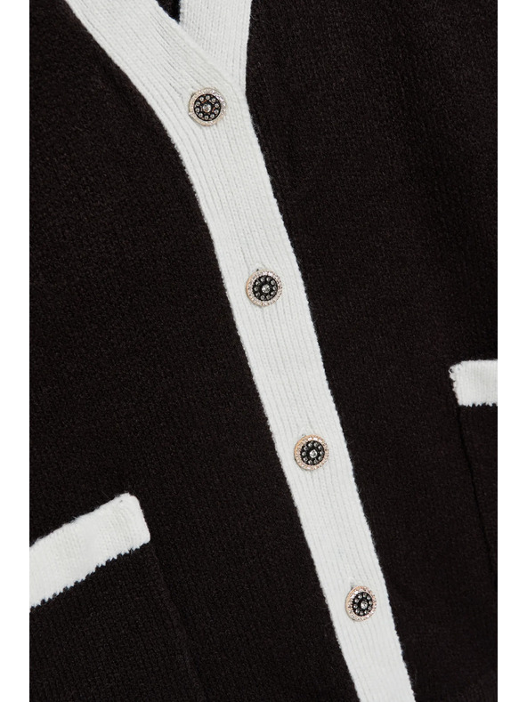 Moodo Črn kardigan z okrasnimi gumbi in dolgimi rokavi Moodo