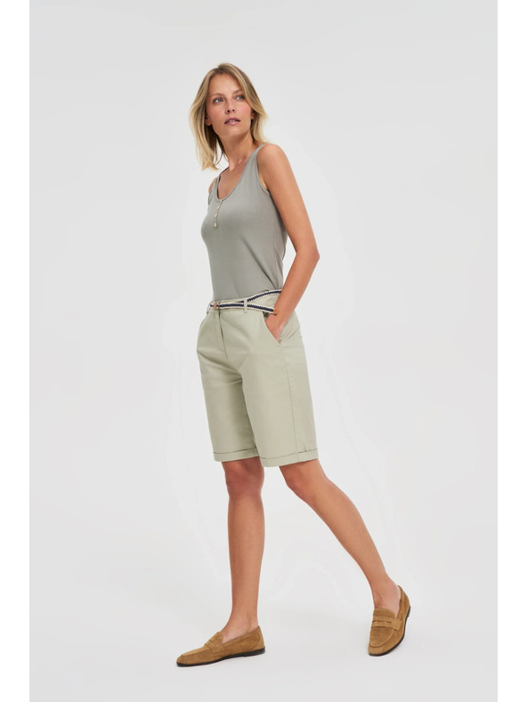Moodo Bombažne kratke hlače z pasom olivno zelene Moodo