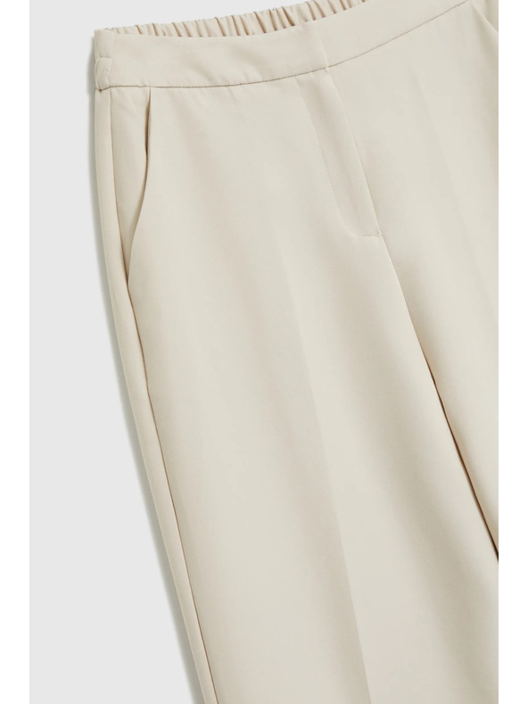 Moodo Bež hlače s skladami Moodo