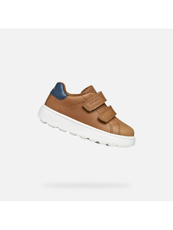 Geox Rjave dečje superge Geox Minicub