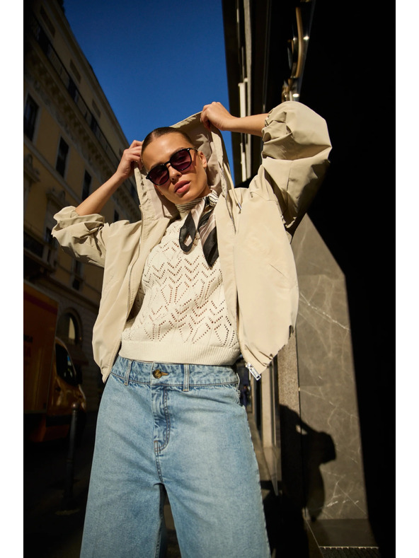 Moodo Tanka jakna s kapuco beige barve Moodo